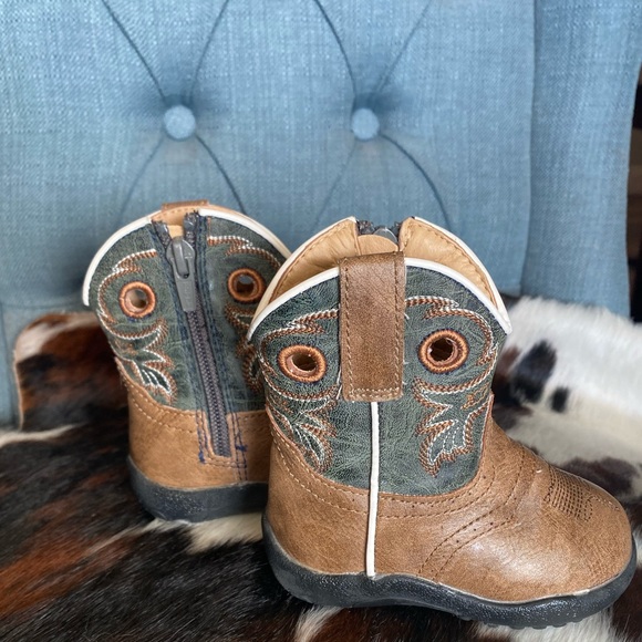 Infant Roper size 4 Round toe - Picture 2 of 4